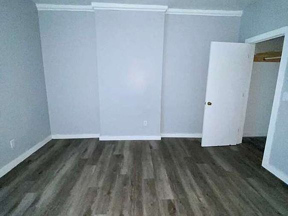 2nd image of 60 Yonkers Ave