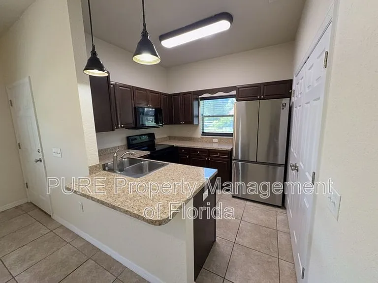 887 NW 6th Ter #1 — Photo 12