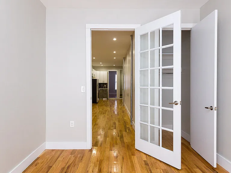 197 Irving Ave #3L — Photo 5
