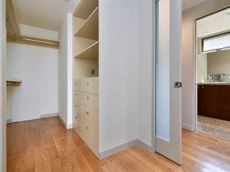 744 Marine St — Photo 31