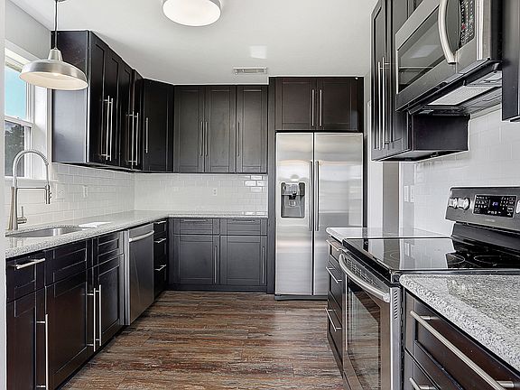 2nd image of 26046 Wimbledon Ave