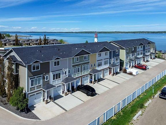 2nd image of 5210 W Lakeshore Dr #113