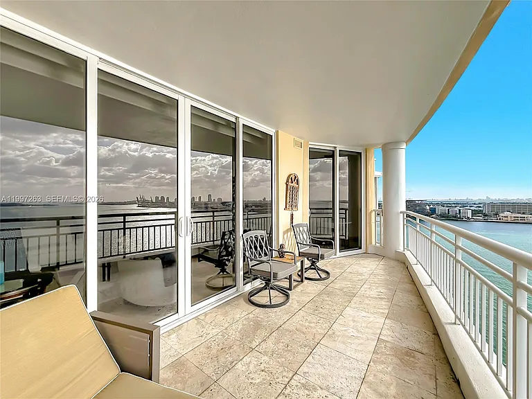 808 Brickell Key Dr #2002 — Photo 24