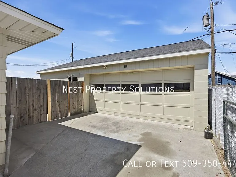 171 G St SE — Photo 28