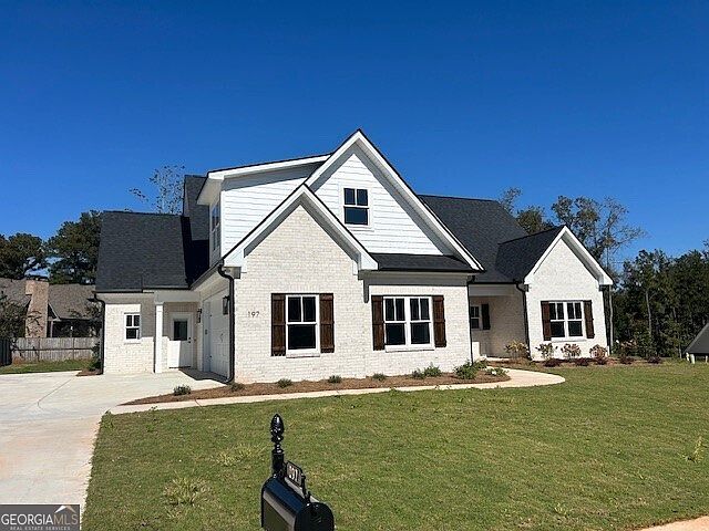 1st image of 197 Camden Trce