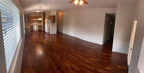 5th image of 536 Woodsorrel Way