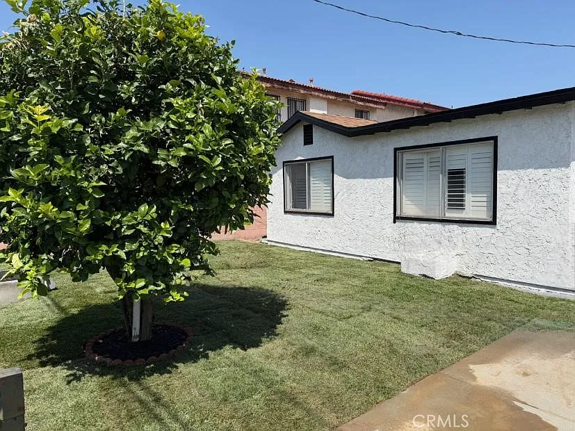 814 S Electric Ln