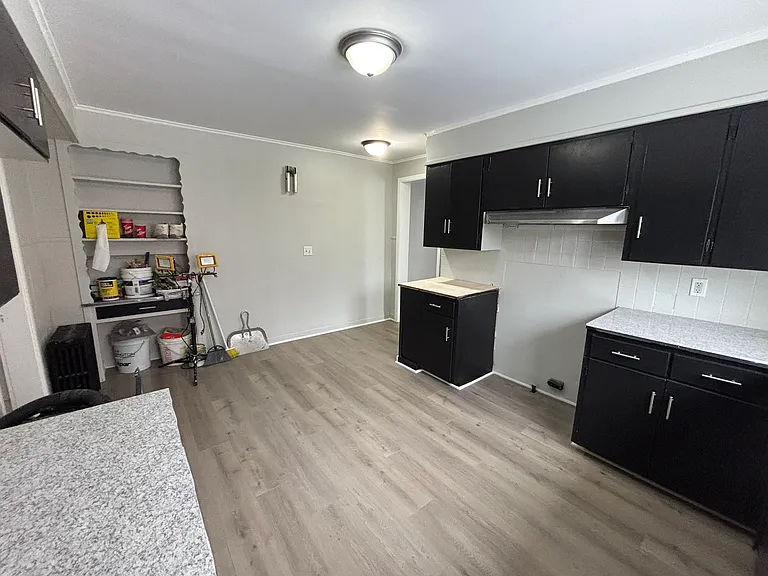 358 E Center St #4 — Photo 7
