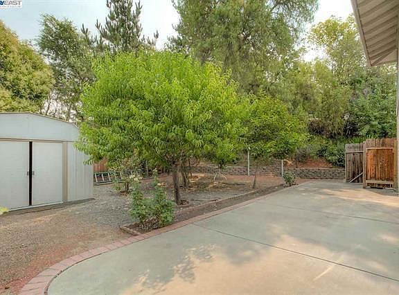 5th image of 856 Palomino Drive # Second Floor