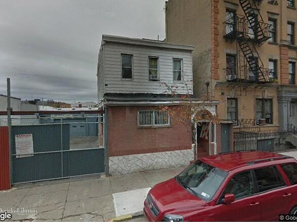 2nd image of 2359 Lorillard Pl