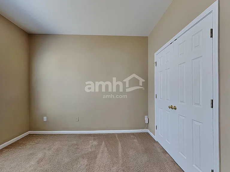 808 Bindon Ln — Photo 19