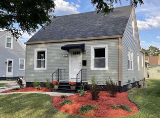 7821 21st Ave, Kenosha, WI 53143