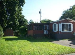 715 Robinson Dr, Walden, NY 12586