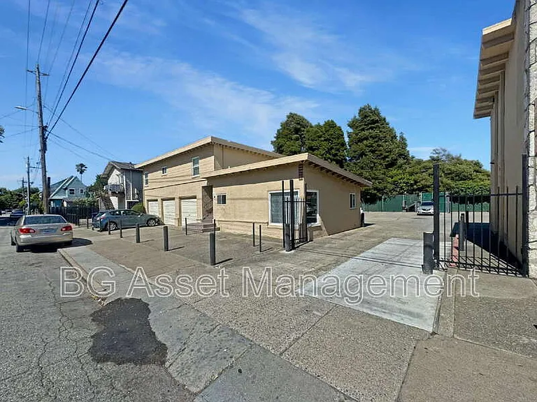 150 Marina Way — Photo 12