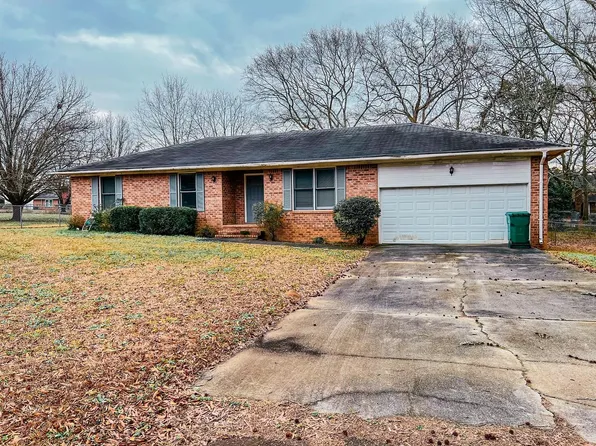 4640 Dawn Cir, Dalzell, SC 29040
