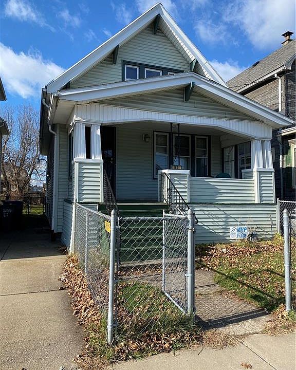 1st image of 82 Marigold Ave