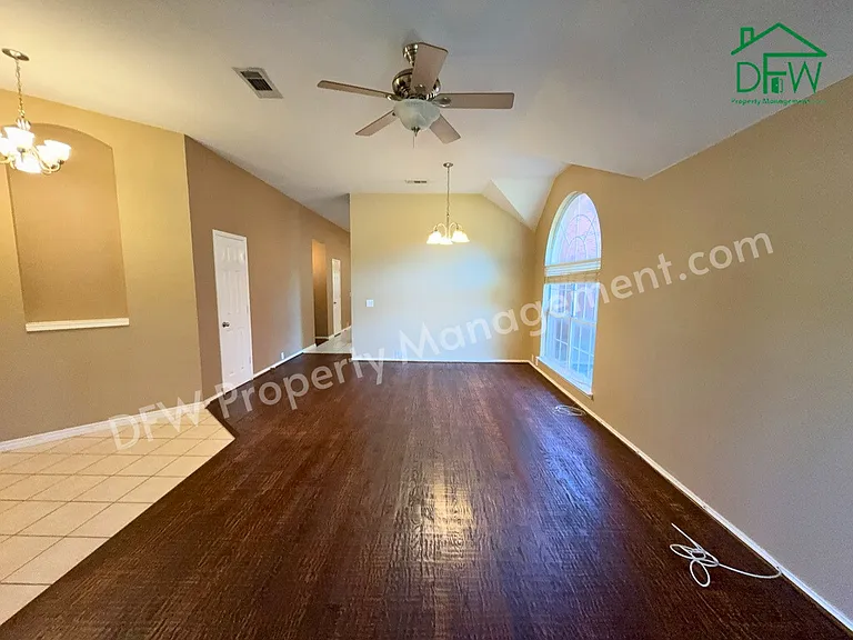 3024 Peppercorn Dr — Photo 3
