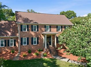 8001 Kilcash Ct, Clemmons, NC 27012