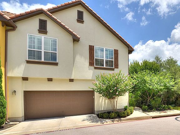 4th image of 11916 Terraza Cir #Townhouse 36