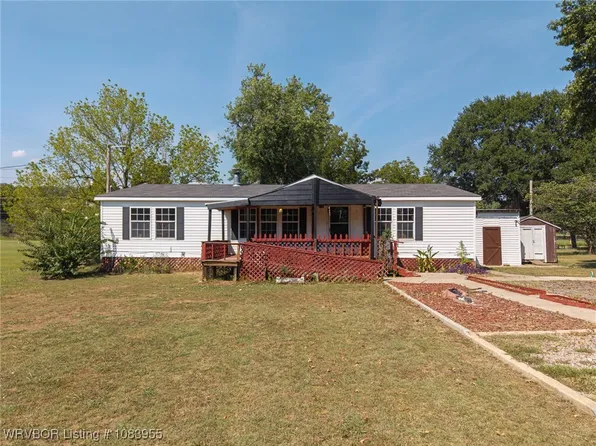 611 E Wilshire Blvd, Sallisaw, OK 74955