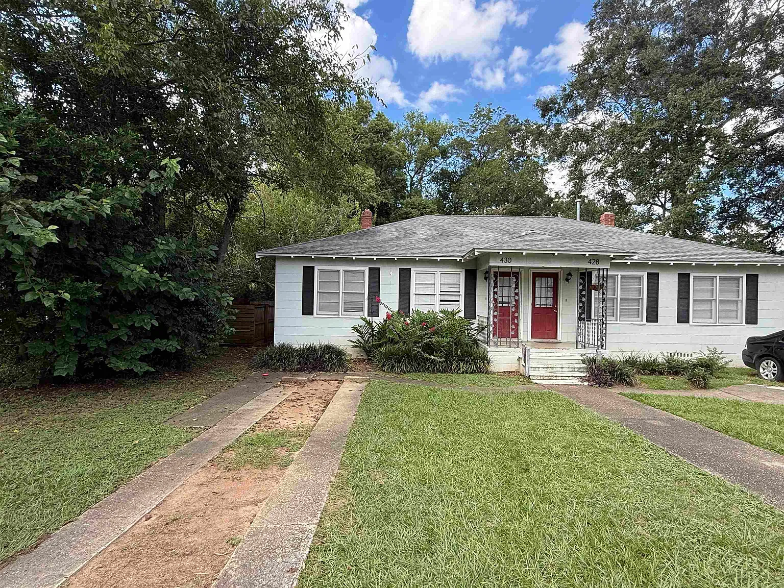2 bed, 1.0 bath, 900 sqft, $1,375 — Photo 1