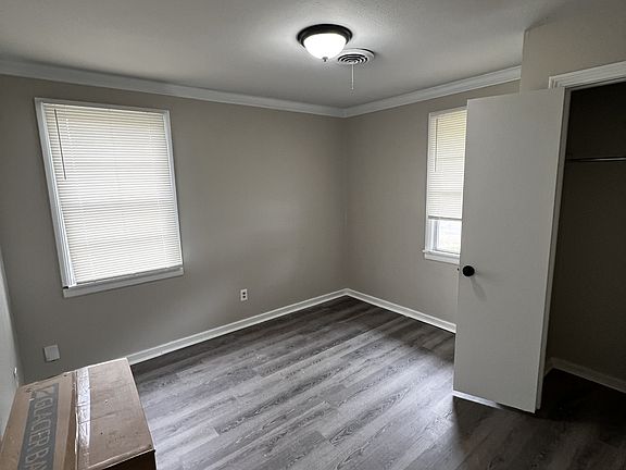 5th image of 4316 Zelda Ln