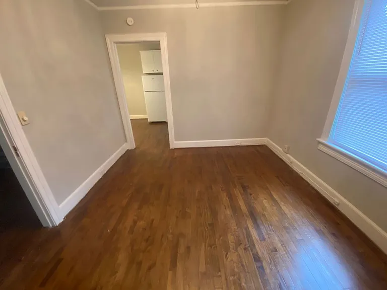 424 S Holly St — Photo 5
