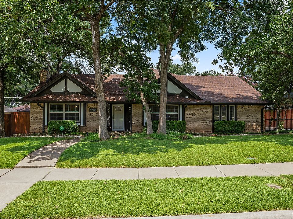 2233 Hurstview Dr, Hurst, TX 76054 | MLS #20671804 | Zillow