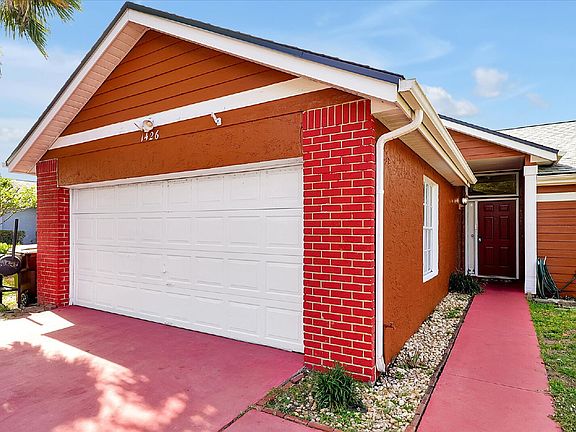 3rd image of 1426 Mona Dr
