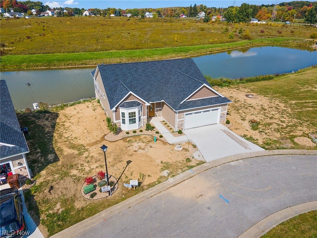 10135 Carrie Ct, New Middletown, OH 44442 MLS 4405454 Zillow