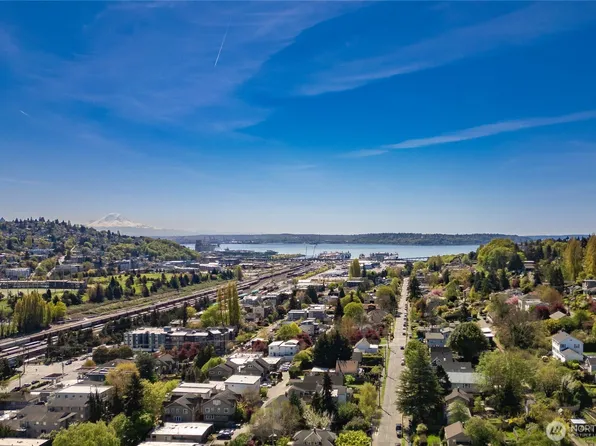 3439 22nd Avenue W #B, Seattle, WA 98199