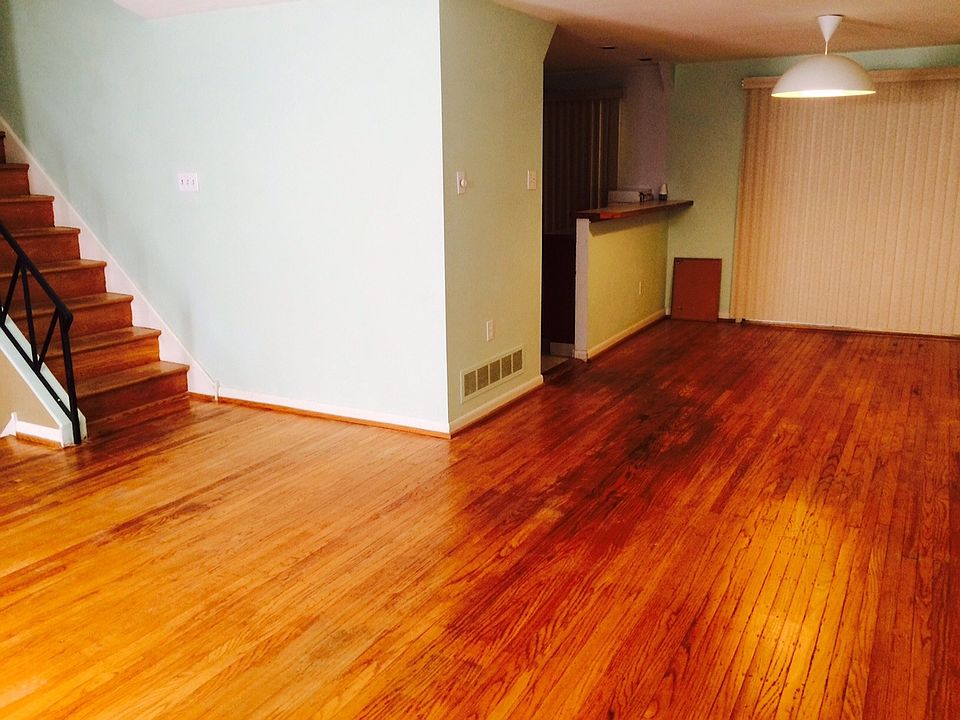 Open and beautiful floorplan on the first level.