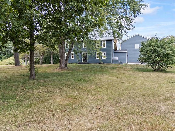 5th image of 107 Berwick Rd