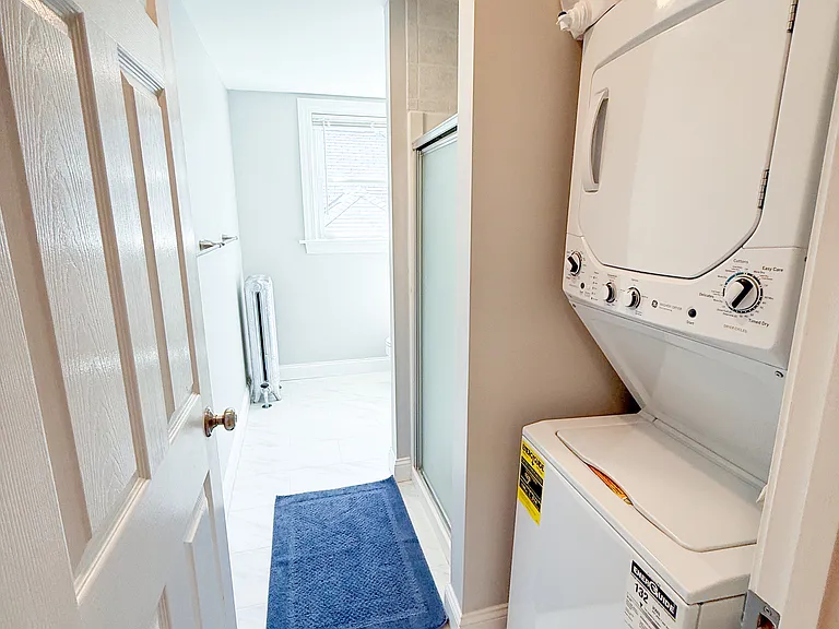 410 S Huntington Ave #3 — Photo 29
