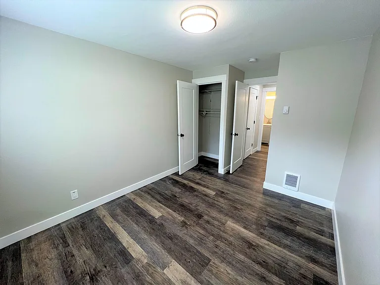 603 N Charleston Ave — Photo 7