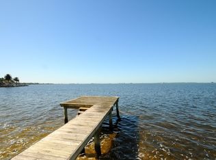101 Carlyle Cir, Palm Harbor, FL 34683