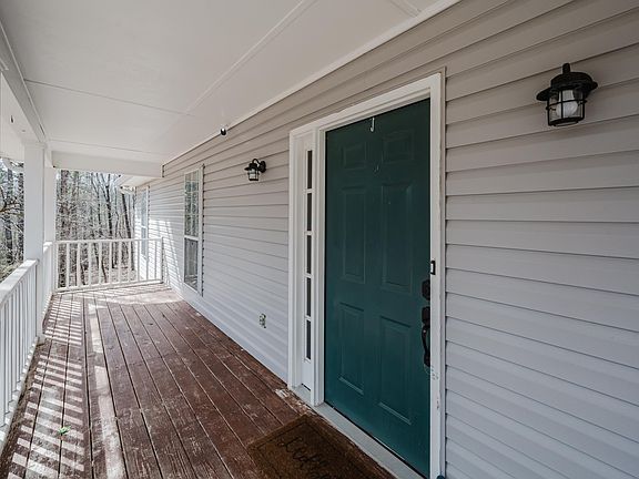 3rd image of 8273 Bluff Ridge Rd