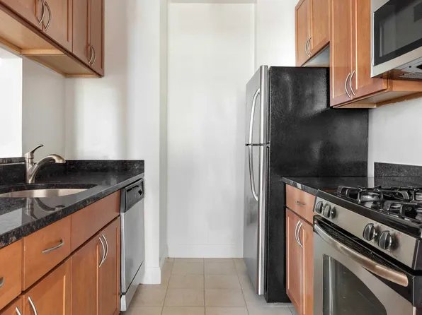 71 Broadway image 52 of 71