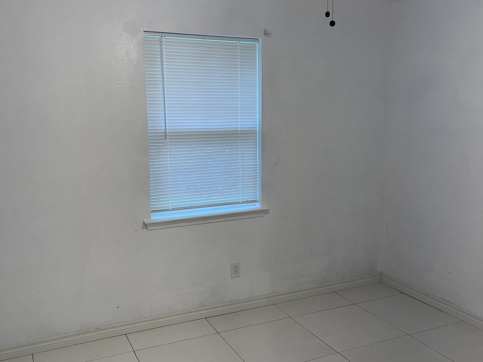 3 bed, 1500 sqft, $1,995 — Photo 2