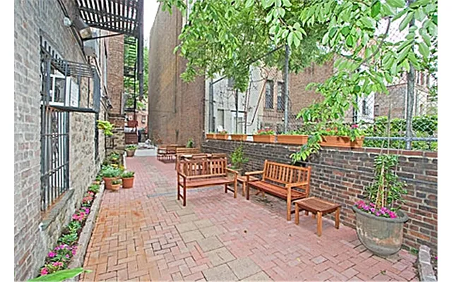 Sold by Douglas Elliman | media 20