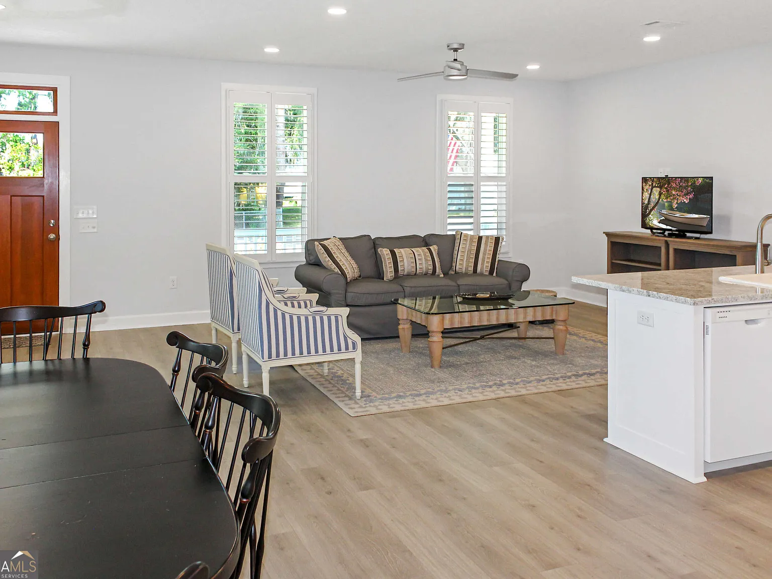 3 bed, 2.0 bath, 1482 sqft, $2,650 — Photo 4