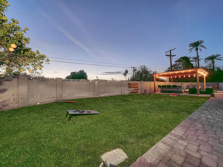 4623 E Earll Dr — Photo 29