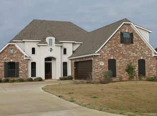 241 Lori Dr, Stonewall, LA 71078