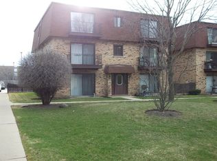 9717 Bianco Ter APT E, Des Plaines, IL 60016