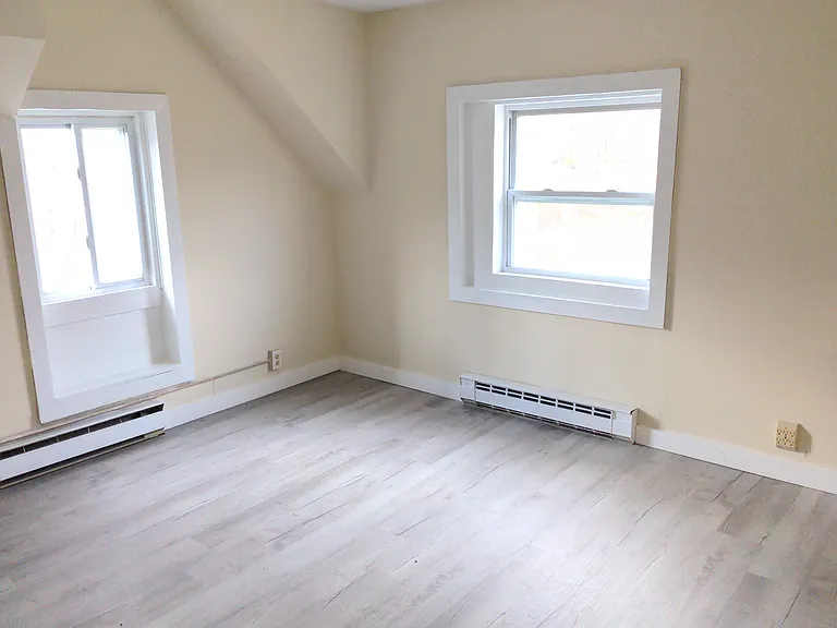 18 Walnut St #2 — Photo 11