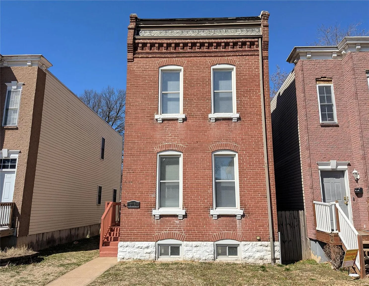 7135 Virginia Ave photo 1