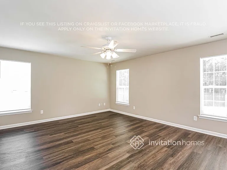 1552 Summit Ridge Ln — Photo 9