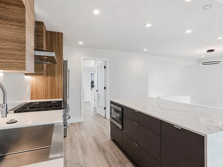 143 Ortega Ave — Photo 3