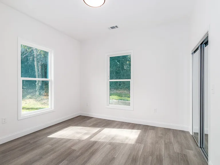 307 E Arch St — Photo 29