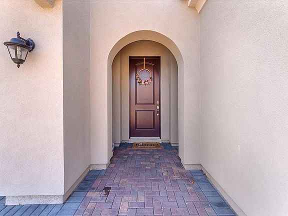 3rd image of 505 Punto Vallata Dr
